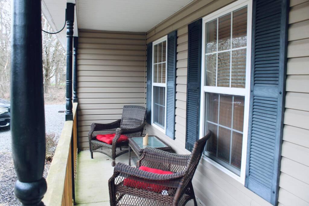 Holiday home Gorgeous Cozy 5 Bedroom House With Hottub,lake,pool Albrightsville